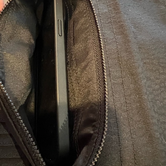 Lululeman Large Travel Clutch - Picture 11 of 16